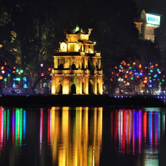 Tour Hanoi