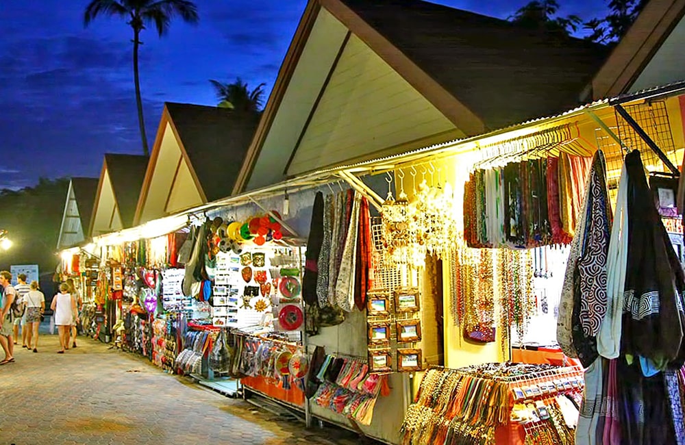 shopping in Phi Phi