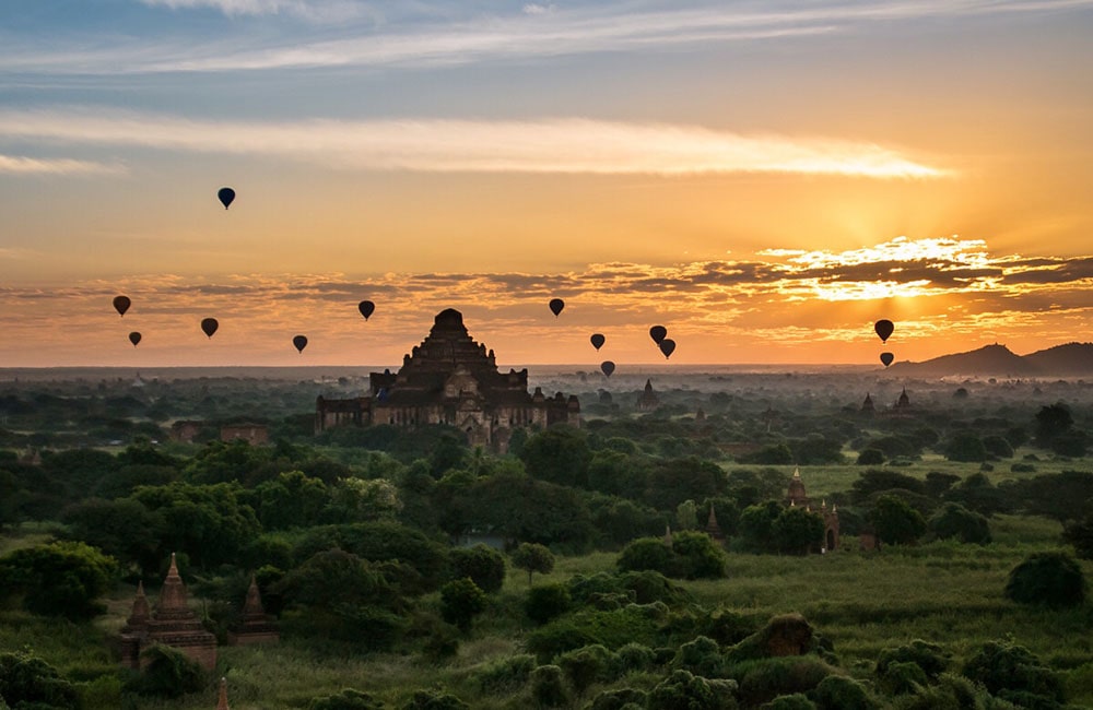 Bagan sunrise