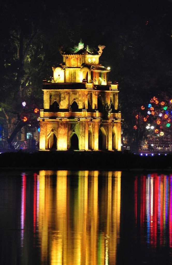 hoan kiem lake