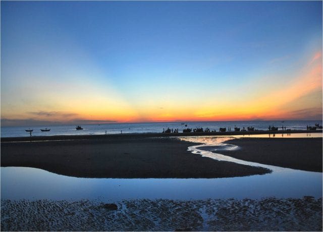 Thuan An Beach, hue