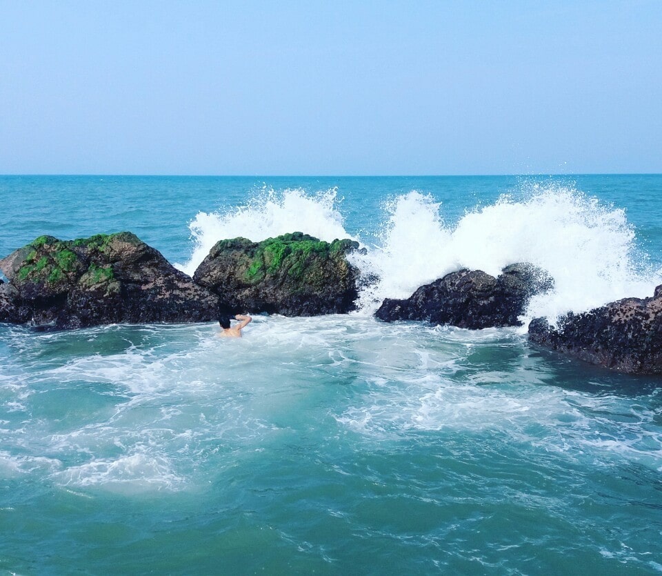 Ham Rong beach, hue