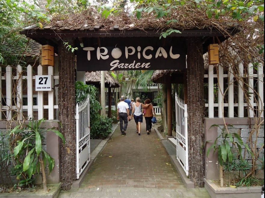 Tropical Garden restaurant, Hue