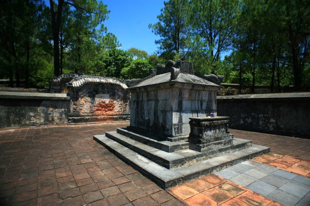 Tomb area